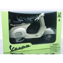 Motomodello Vespa150 1:6 New Ray