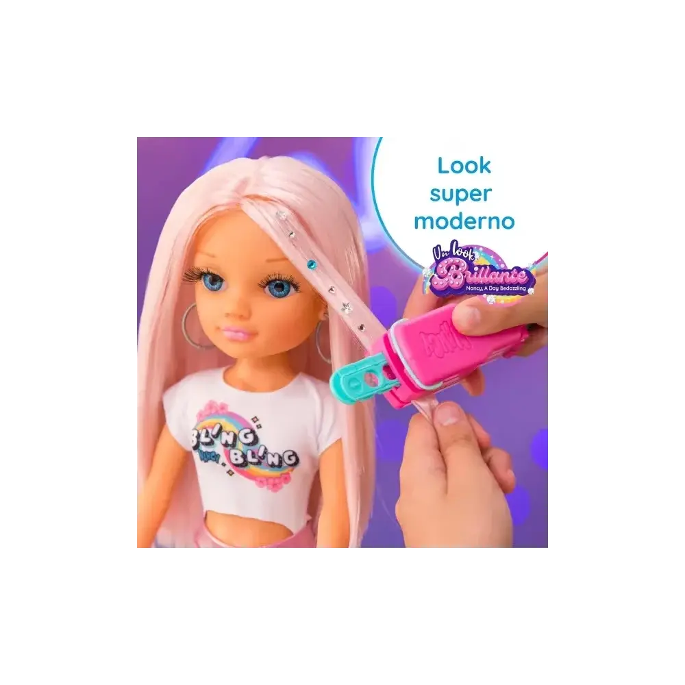 Nancy Look Brillante Bambola con Capelli Rosa Accessori Famosa