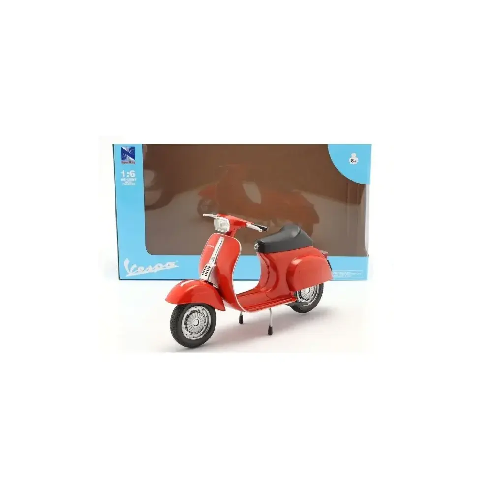 Motomodello Vespa 50special 1:6 New Ray