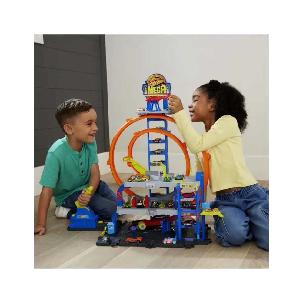 Hot Wheels City Mega Loop Garage Playset | Generoso Casalinghi
