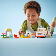 LEGO DUPLO Ambulanza con Autista | Generoso Casalinghi