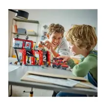 LEGO City 60414 Caserma Dei Pompieri e Autopompa