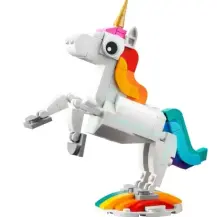 LEGO Creator 31140 Unicorno Magico con Arcobaleno, Set 3 in 1…